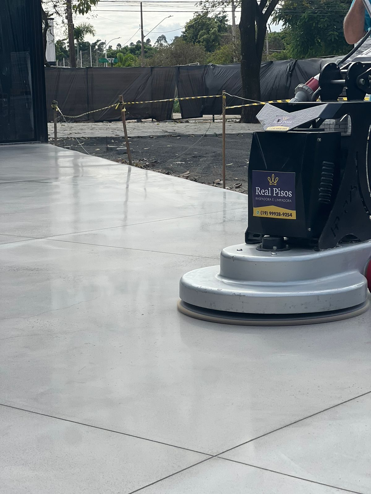 Acabamento Profissional Piso Concreto Agregado Exposto Detalhe Do Acabamento De Piso Industrial Lapidado Com Pedras Expostas